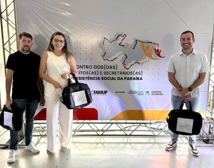 Prefeito de São José do Sabugi participa de Encontro de Prefeitos e Secretários de Assistência Social da PB