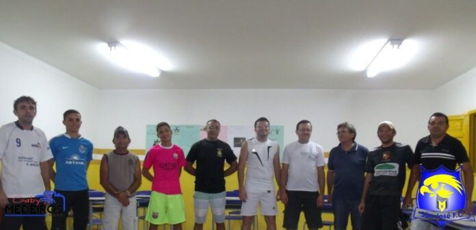 Diretoria do São José F.C.realiza mais uma reunião e define o novo uniforme oficial do clube