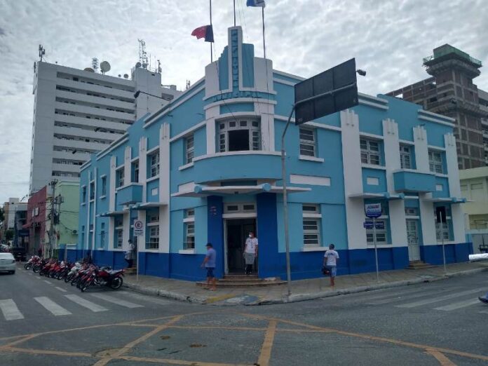 Em Patos, Decreto flexibiliza funcionamento de escolas, bares e restaurantes