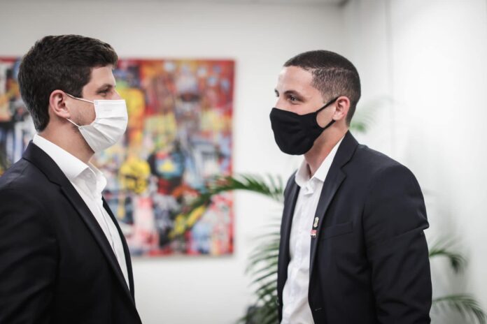 Vereador Galvincinho tem encontro com prefeito de Recife