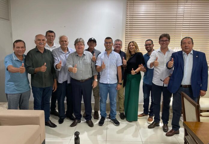 Prefeito de Santa Luzia, Zezé, anuncia seu filho como Pré-Candidato a deputado estadual