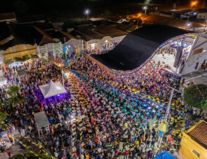 São Pedro 2022 é marcado por shows, queima de fogos e muito forró