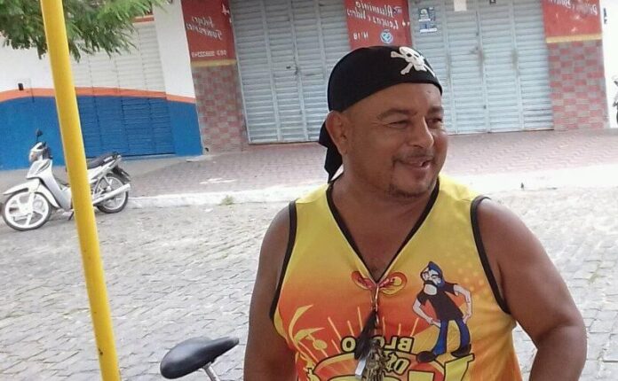 Comerciante é encontrado morto dentro de casa em Santa Luzia