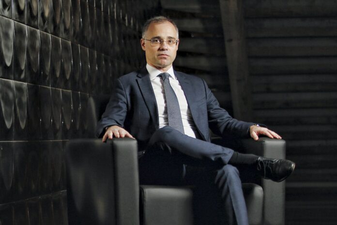 Senado aprova nome de Andre Mendonça ao STF