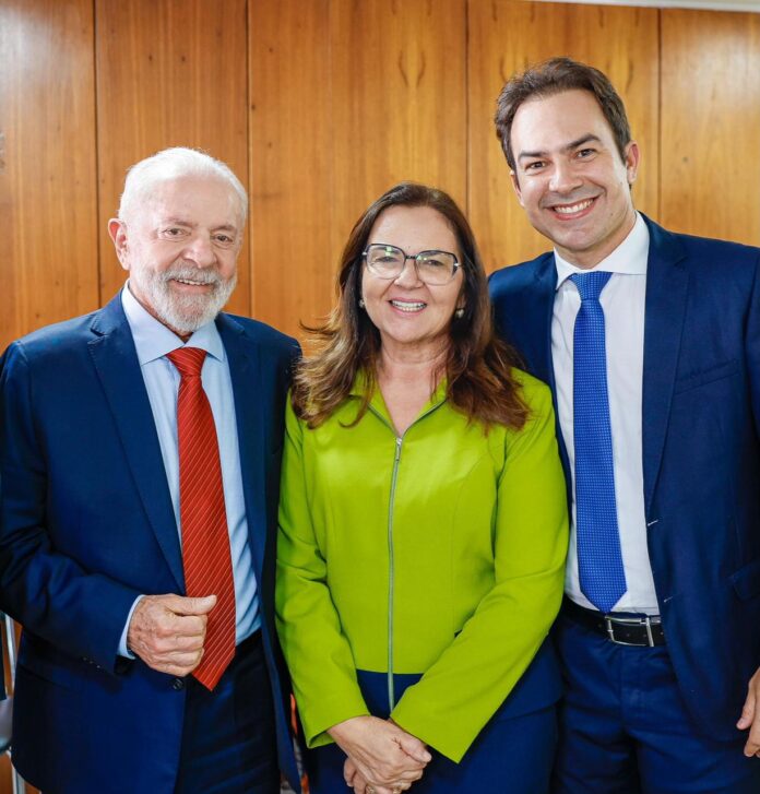 Segundo Domiciano e Reitora da UFPB são recebidos por Lula no Palácio do Planalto