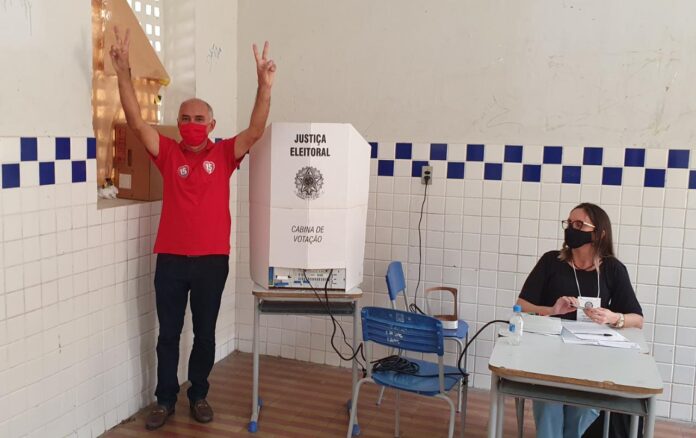 ZEZÉ É REELEITO PREFEITO DE SANTA LUZIA