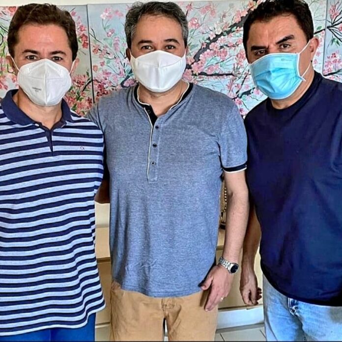 Efraim Filho, Veneziano e Wilson sentam pra discutir candidatura ao Senado