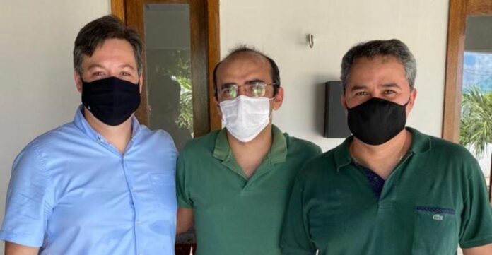 RUMO AO SENADO: Efraim recebe apoio dos Deputados Junior Araújo e Taciano Diniz