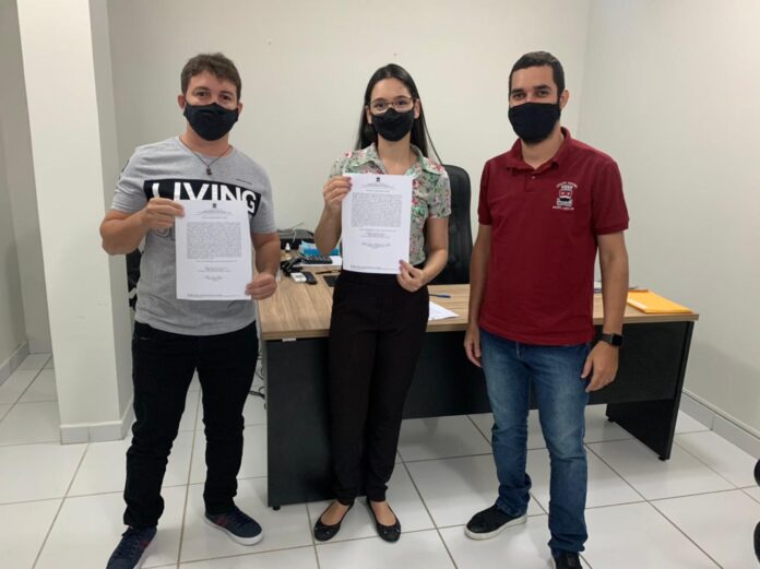 SANTA LUZIA: Presidente Thiago Araújo empossa novos servidores aprovados em concurso público