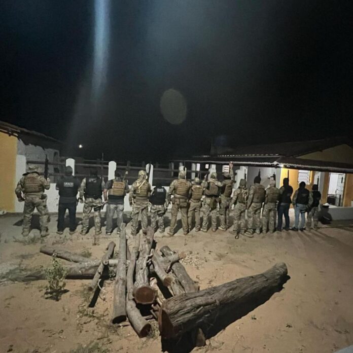 CONFIRA AS IMAGENS: Sete suspeitos de assalto a bancos morrem após confronto com policiais durante operação, em Cubati.