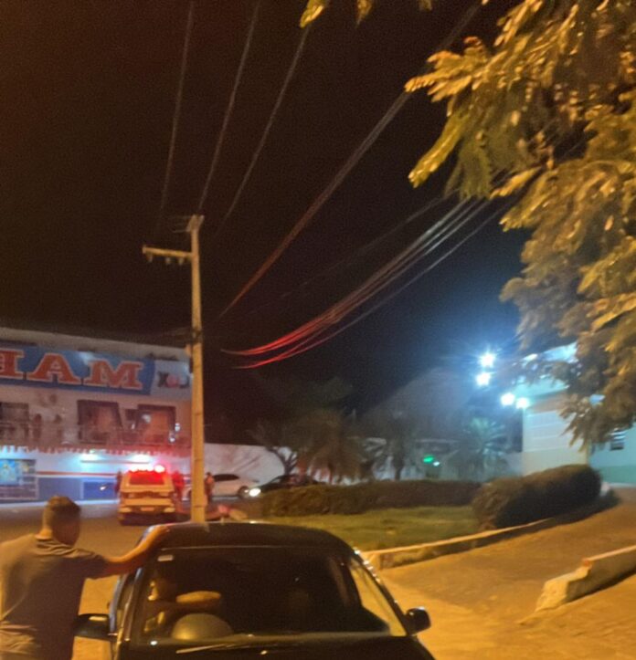Homem é alvejado a tiros em Santa Luzia - PB