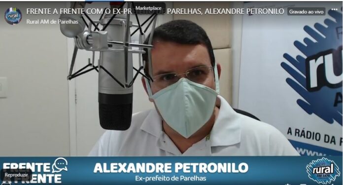 Ex-prefeito de Parelhas -RN Alexandre Petronilo e o Vereador Tom(MDB) mostram provas que o atual prefeito falta com a verdade