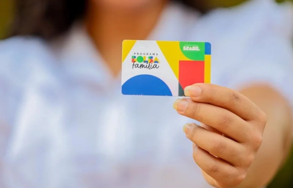 Governo fracassa no lançamento do Novo CadÚnico, reconhece erro e recomenda volta aos formulários físicos