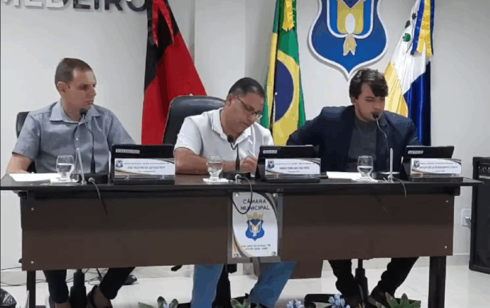 Câmara de Vereadores de São José do Sabugi Realiza Sessão com Votações Importantes para o Município