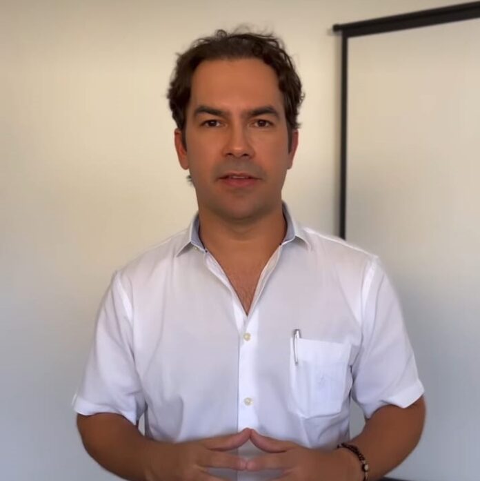 Prefeito de São José do Sabugi anuncia médico cirurgião geral para o município