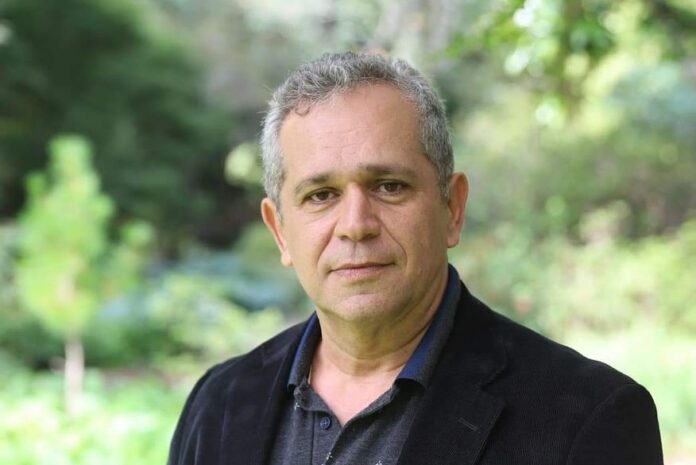 Bolsonaro ignora consulta pública e nomeia último colocado da lista tríplice para reitor da UFPB