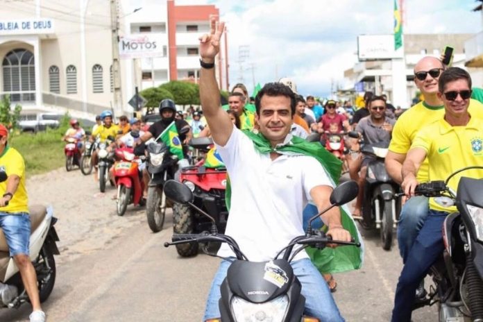 Prefeito de Natuba troca Bruno Roberto por Efraim e reforça especulação sobre desistência; outro aliado vai pular do barco nas próximas horas