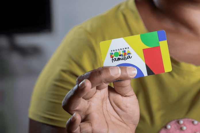 Novo Informe do Governo proíbe cadastro de familias unipessoais em regime fechado