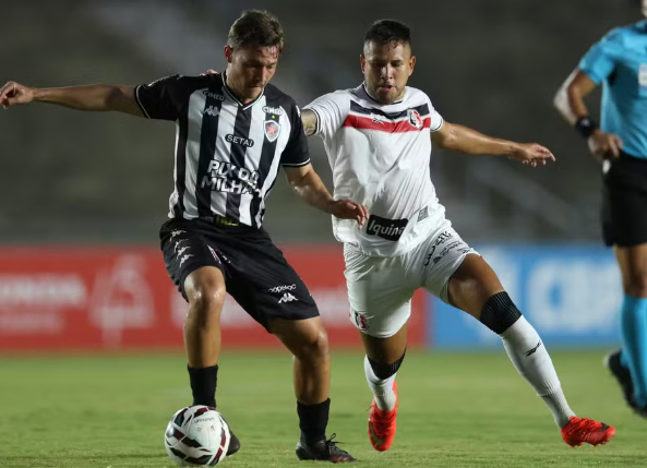 Botafogo-PB vence Santa Cruz e tira pernambucano da final da Série C